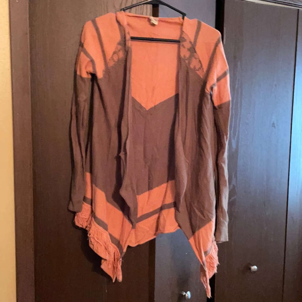 Gimmicks BKE sweater